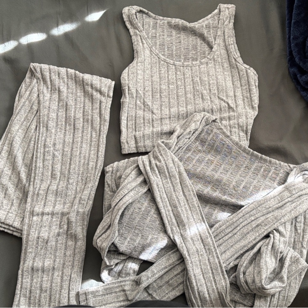 Gray Ribbed Women's Sleepwear Set